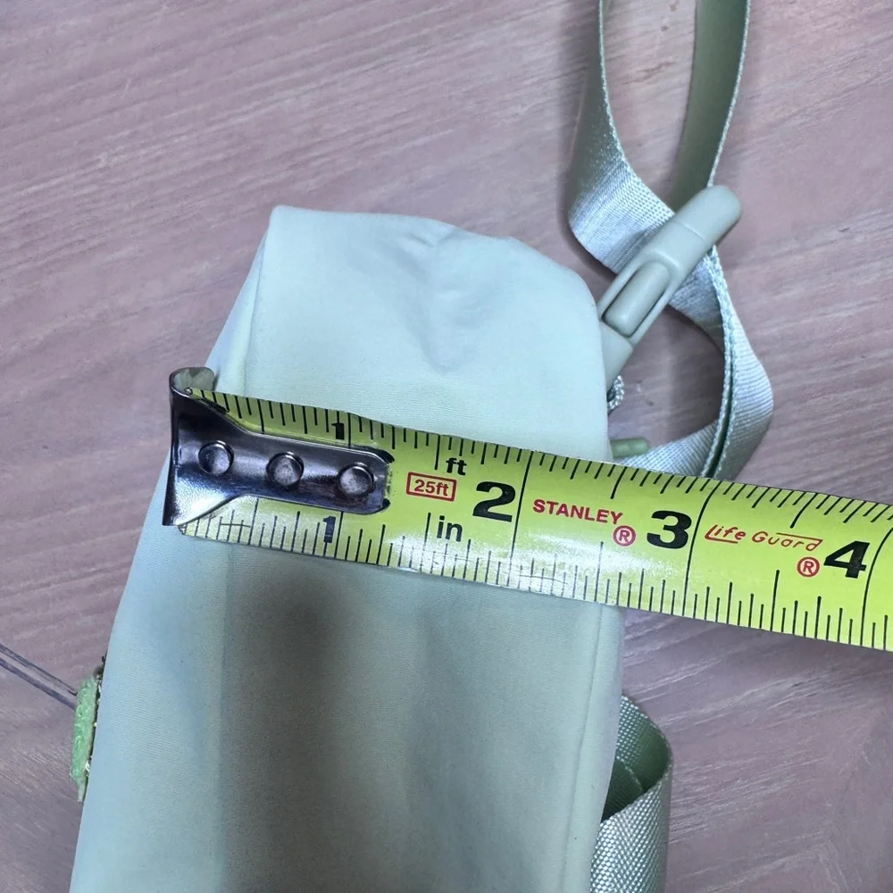 NEW ID Y Mint Green Waist Crossbody Shoulder Sling Pack adjustable strap.
